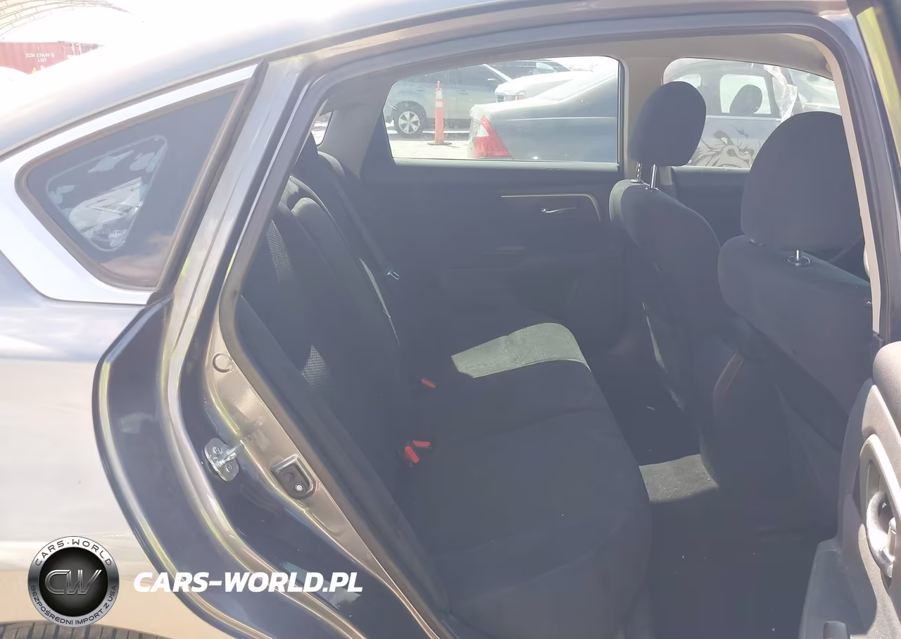2015 Nissan Altima 2.5 S VIN:1N4AL3AP3FN364455 - 8