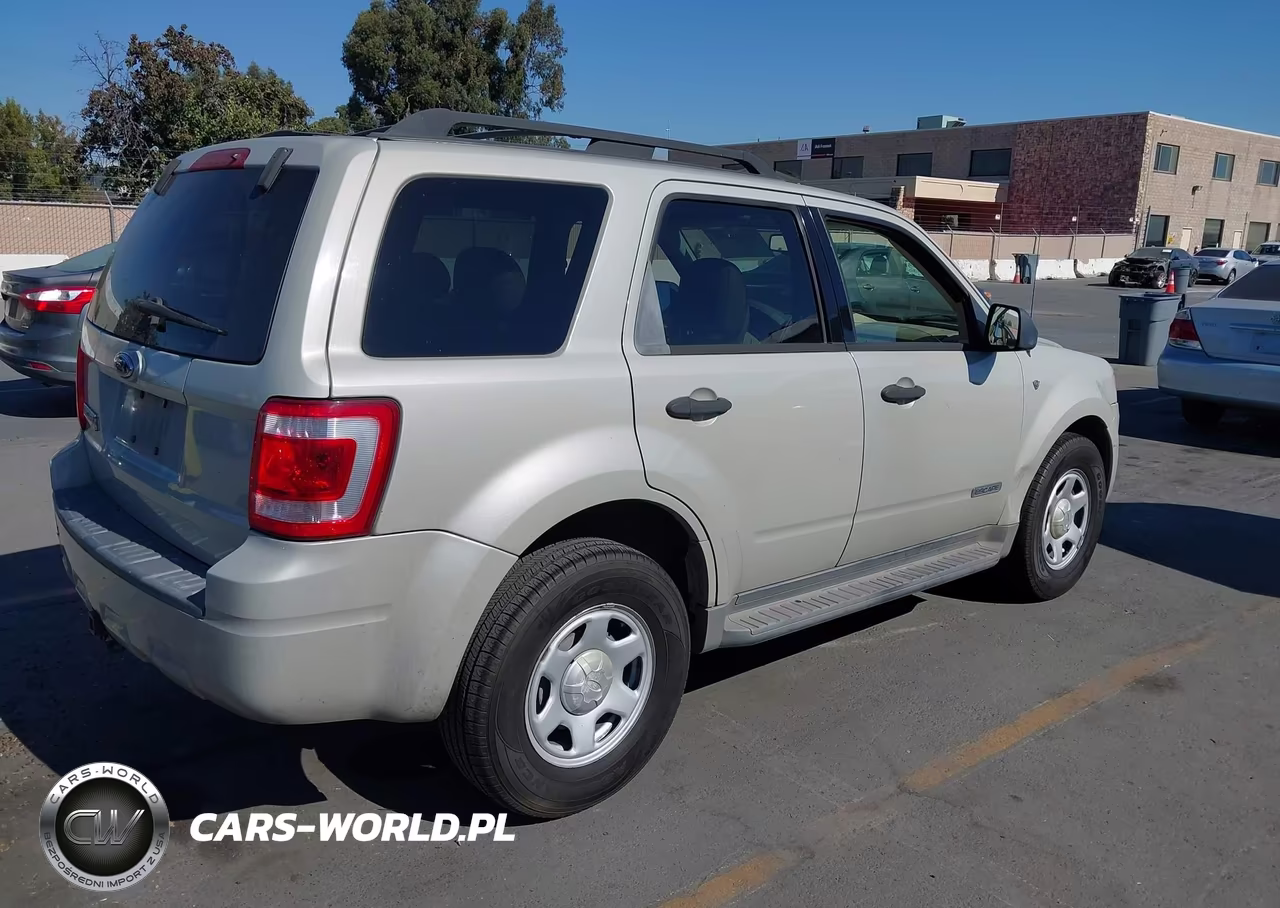 2008 Ford Escape Xlt VIN:1FMCU03148KC24406 - 4