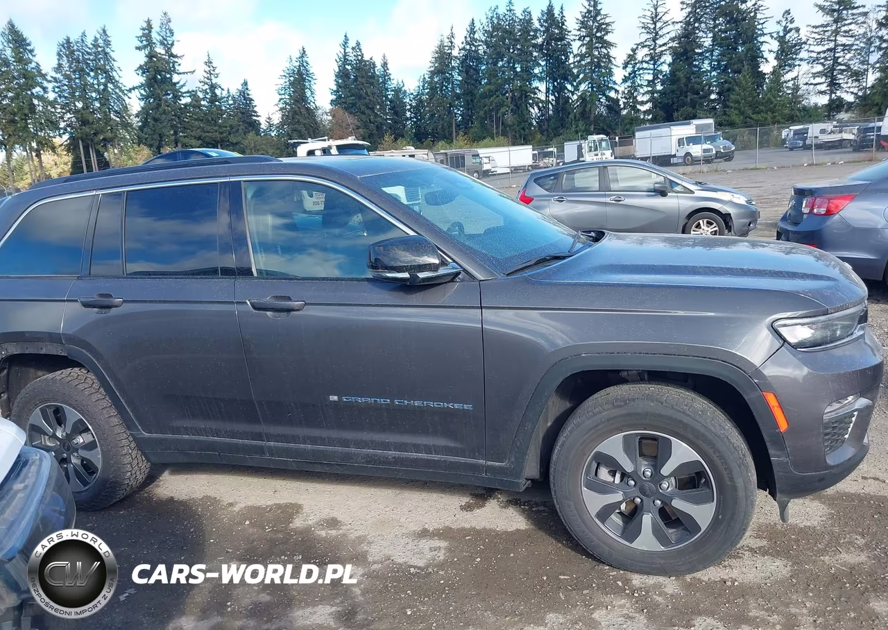 2024 Jeep Grand Cherokee 4Xe VIN:1C4RJYB65RC115466 - 14