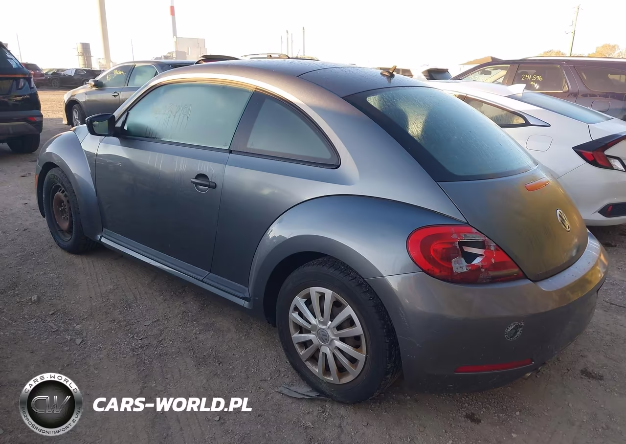 2012 Volkswagen Beetle Entry VIN:3VWFP7AT5CM638105 - 3