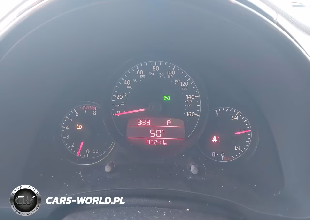 2012 Volkswagen Beetle Entry VIN:3VWFP7AT5CM638105 - 7