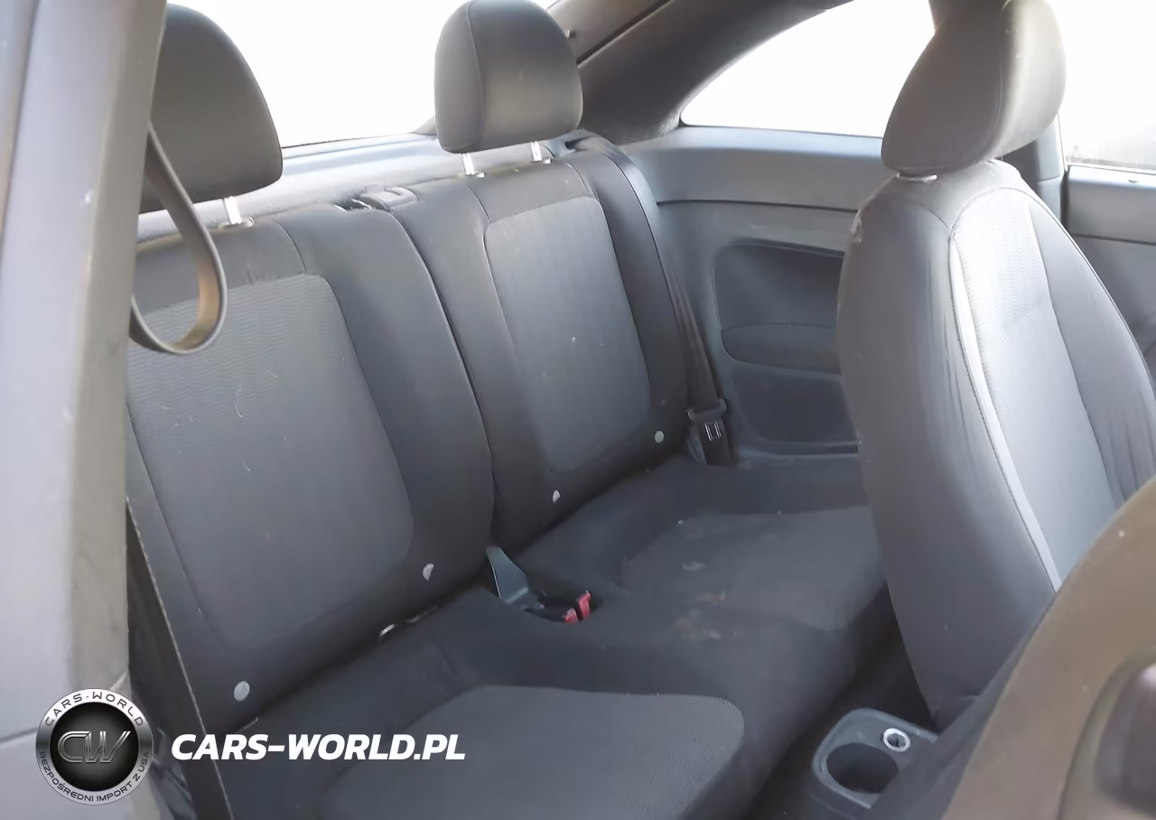 2012 Volkswagen Beetle Entry VIN:3VWFP7AT5CM638105 - 8