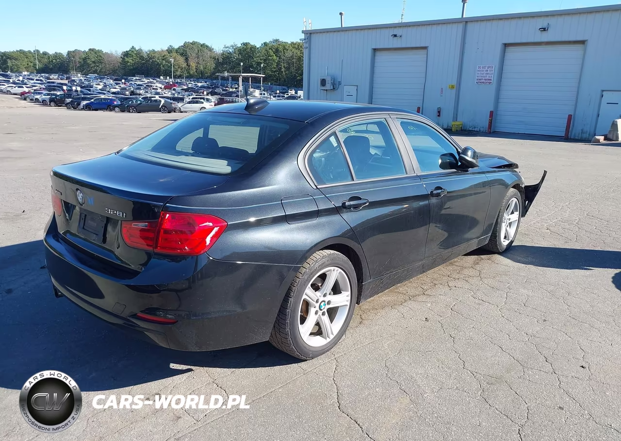 2013 BMW 328I xDrive VIN:WBA3B5G52DNS05895 - 4