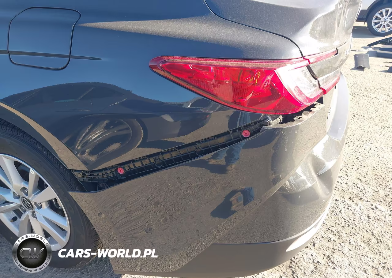 2026 Toyota Camry Le VIN:4T1DAACK4TU265580 - 17