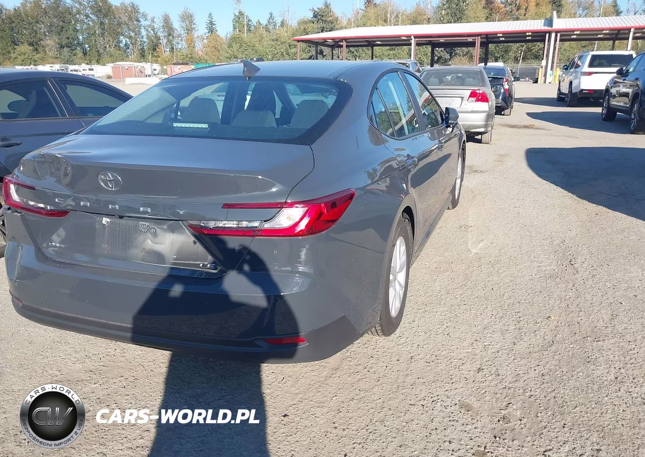 2026 Toyota Camry Le VIN:4T1DAACK4TU265580 - 4