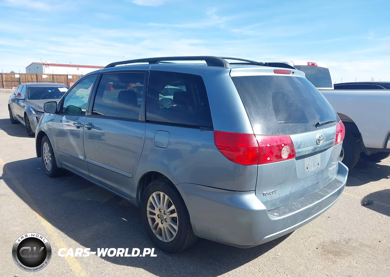 2007 Toyota Sienna Le VIN:5TDZK23C17S023670 - 3