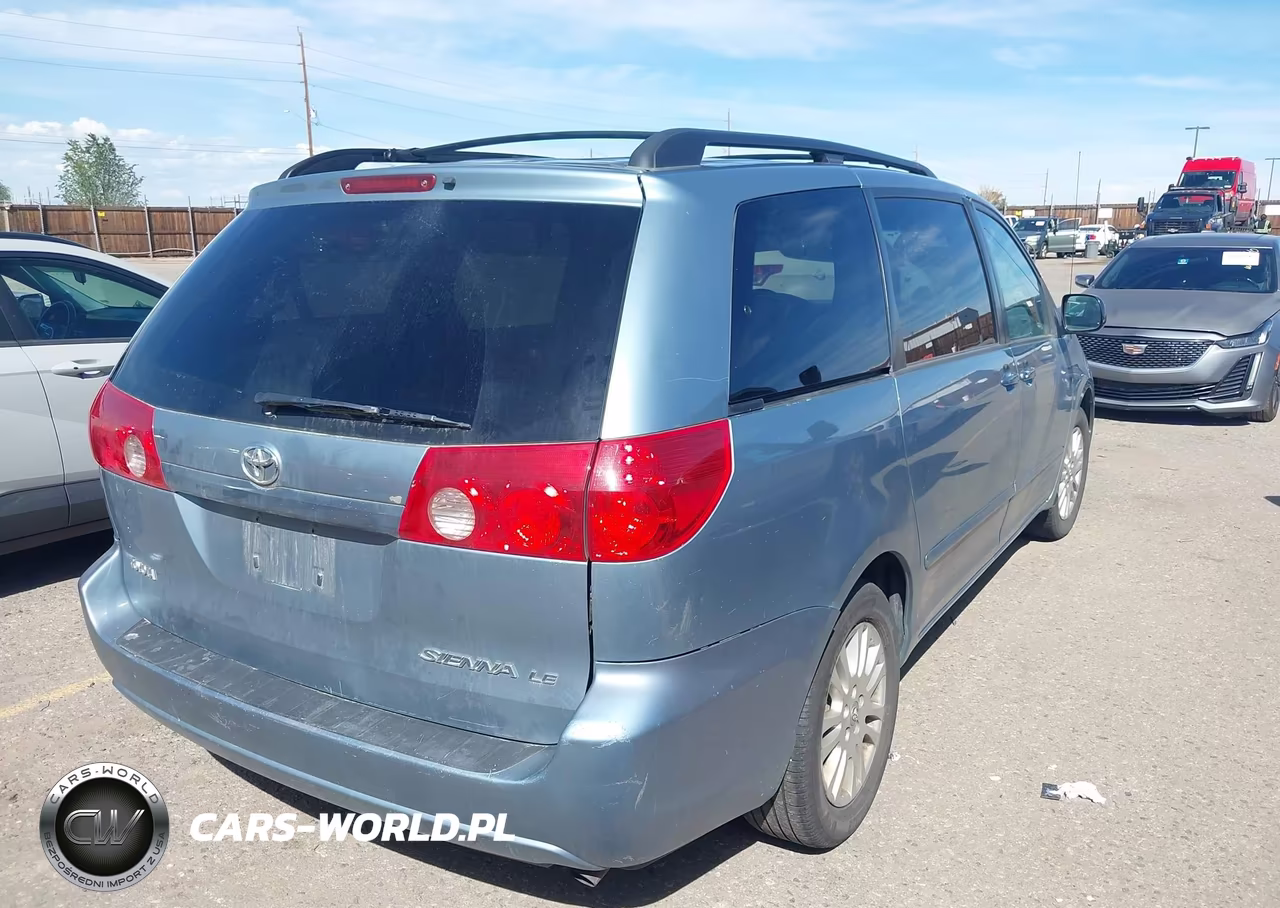 2007 Toyota Sienna Le VIN:5TDZK23C17S023670 - 4