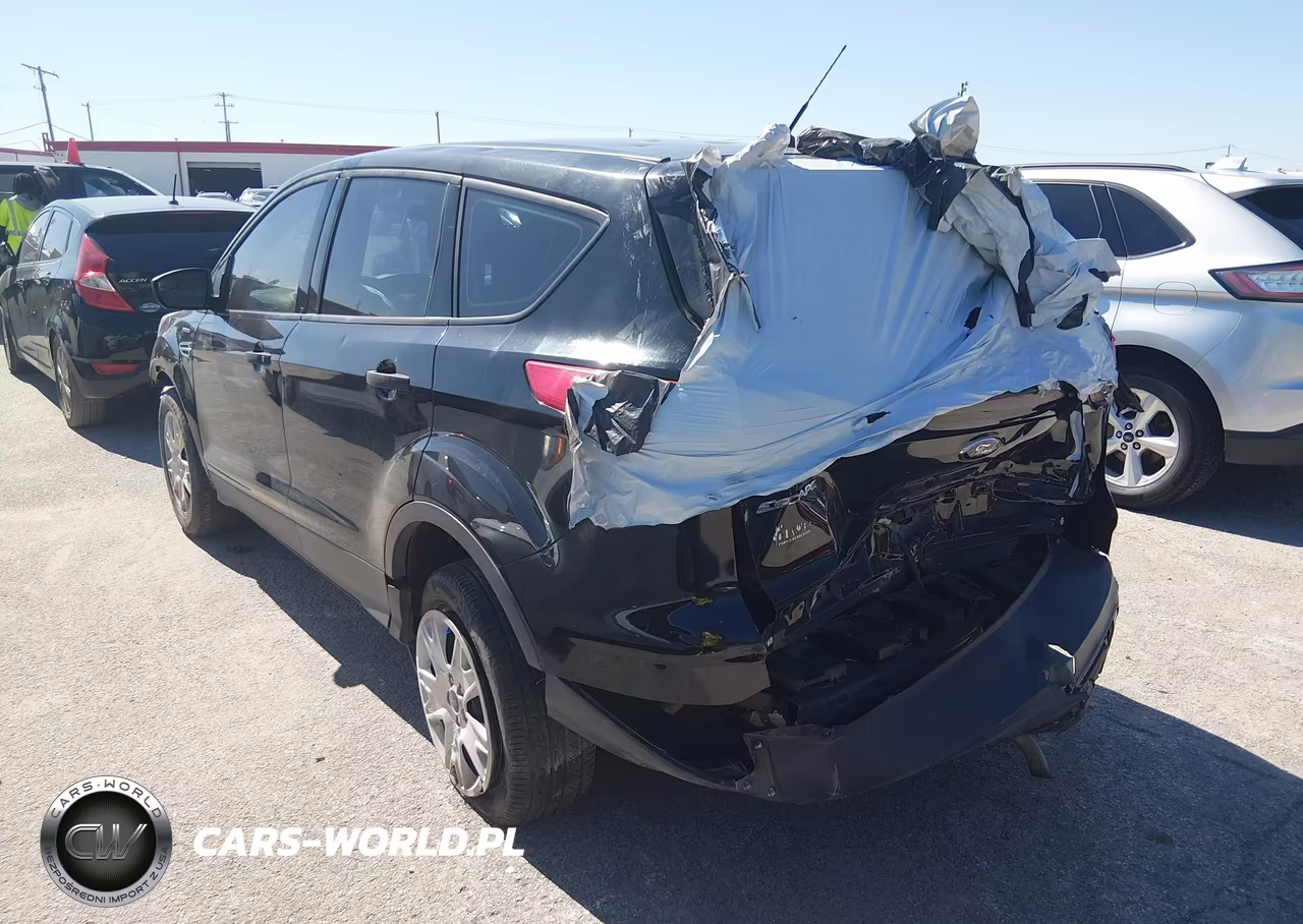2016 Ford Escape S VIN:1FMCU0F71GUB58559 - 3