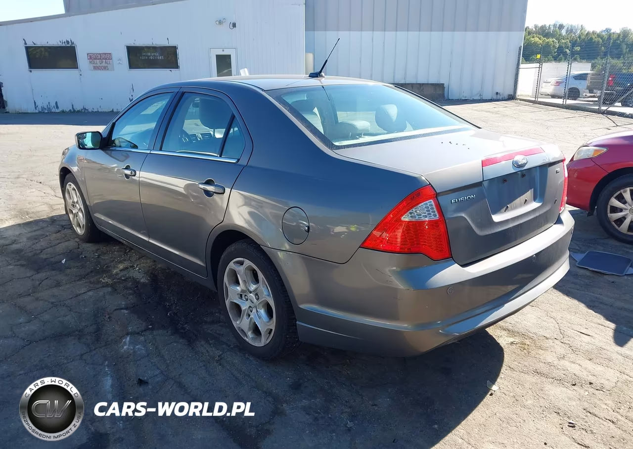 2011 Ford Fusion Se VIN:3FAHP0HA5BR305370 - 3