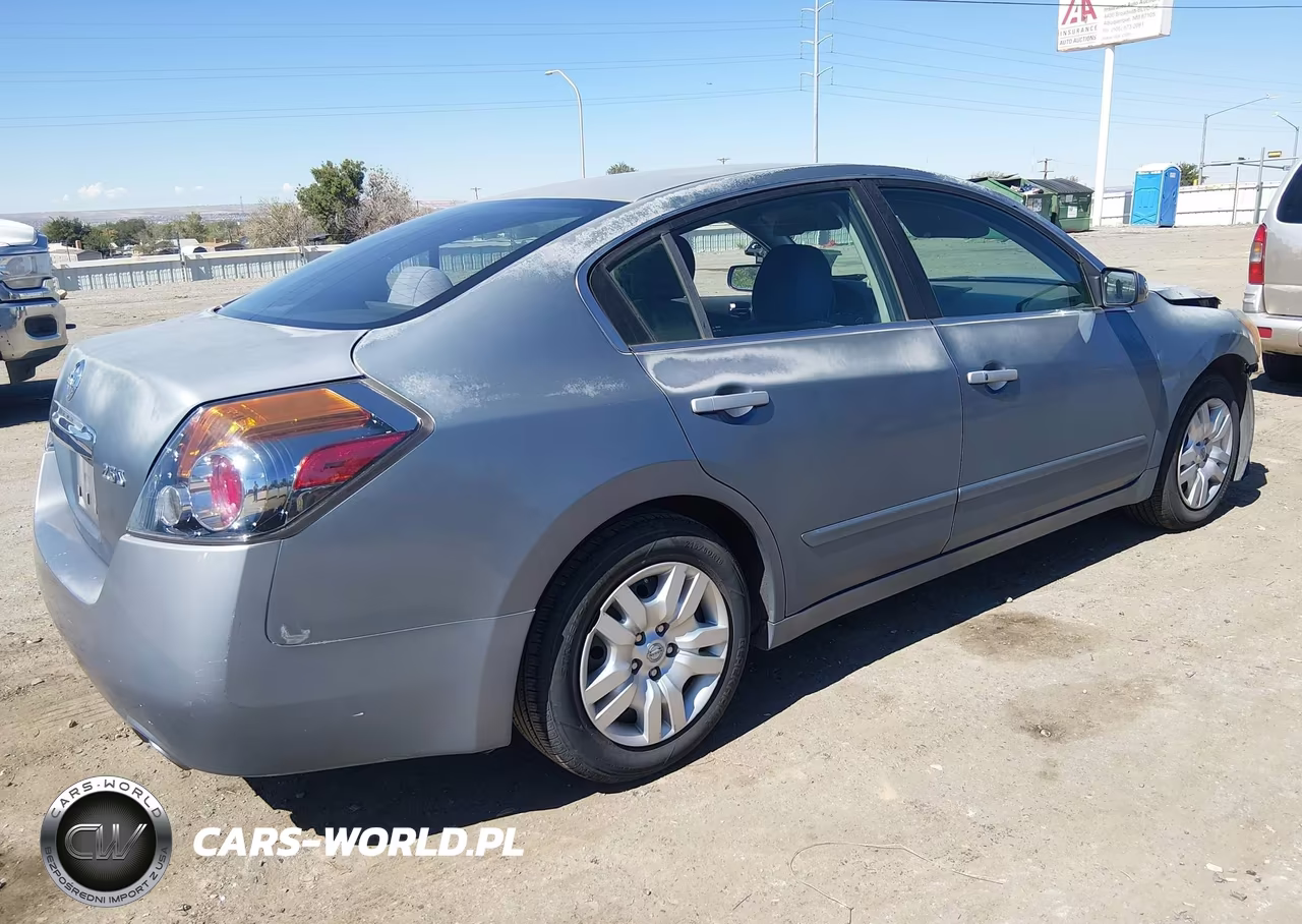 2011 Nissan Altima 2.5 S VIN:1N4AL2APXBN455016 - 4