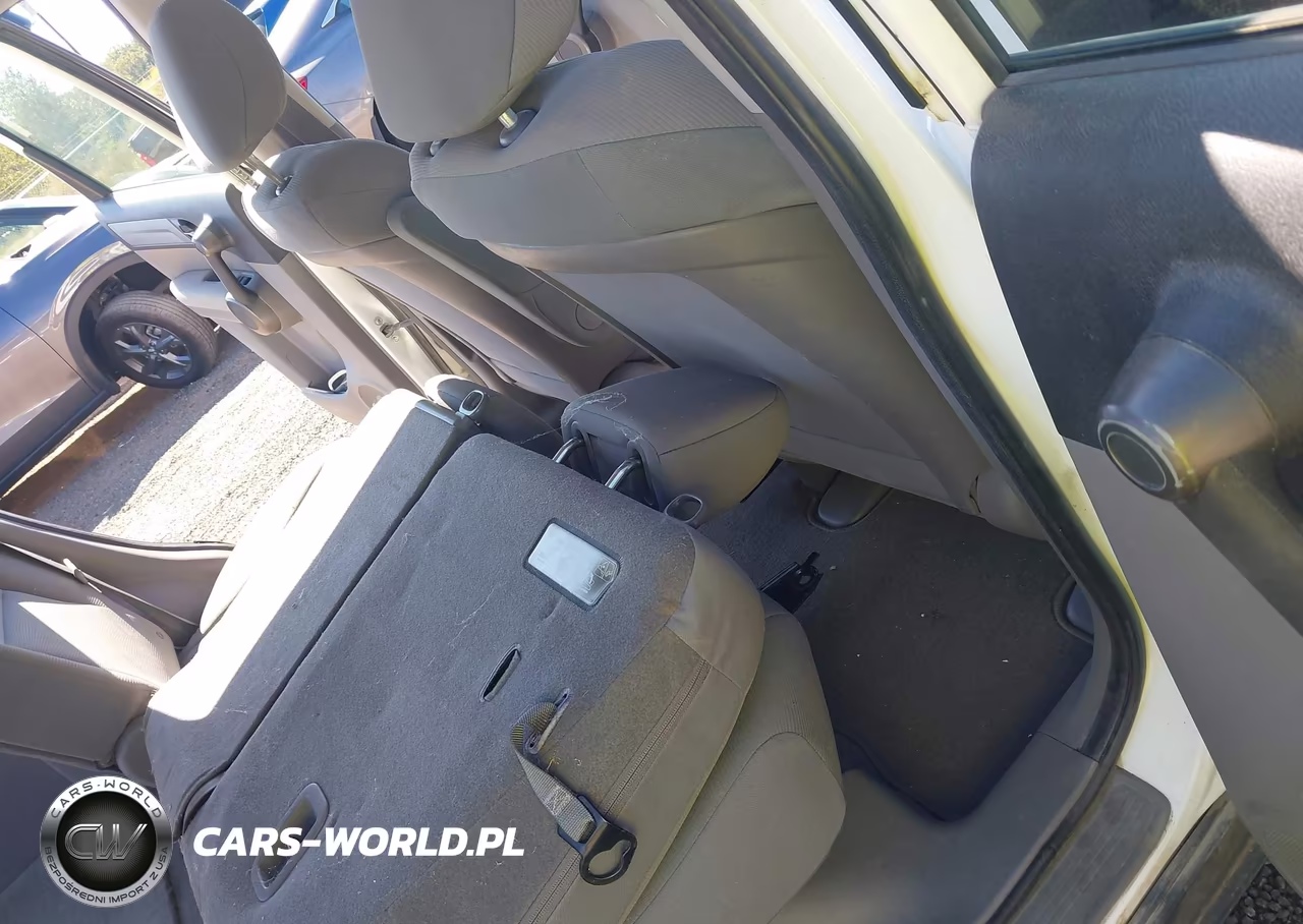 2011 Honda Cr-V Lx VIN:5J6RE3H35BL048002 - 8