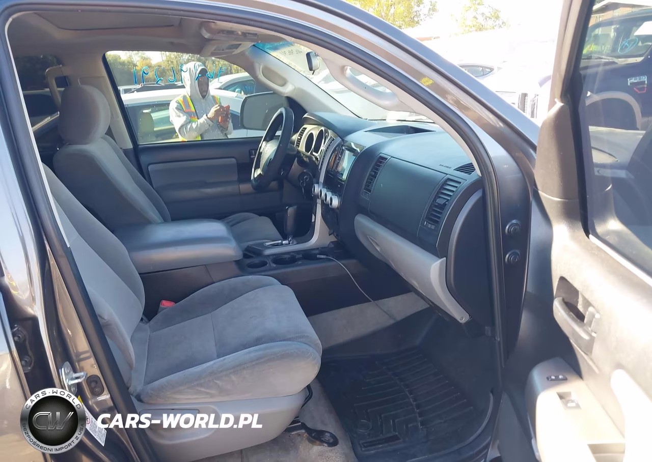 2011 Toyota Sequoia Sr5 5.7L V8 VIN:5TDZY5G1XBS037522 - 5