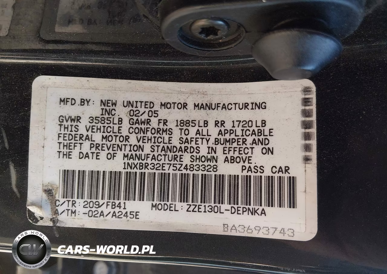 2005 Toyota Corolla Le VIN:1NXBR32E75Z483328 - 9