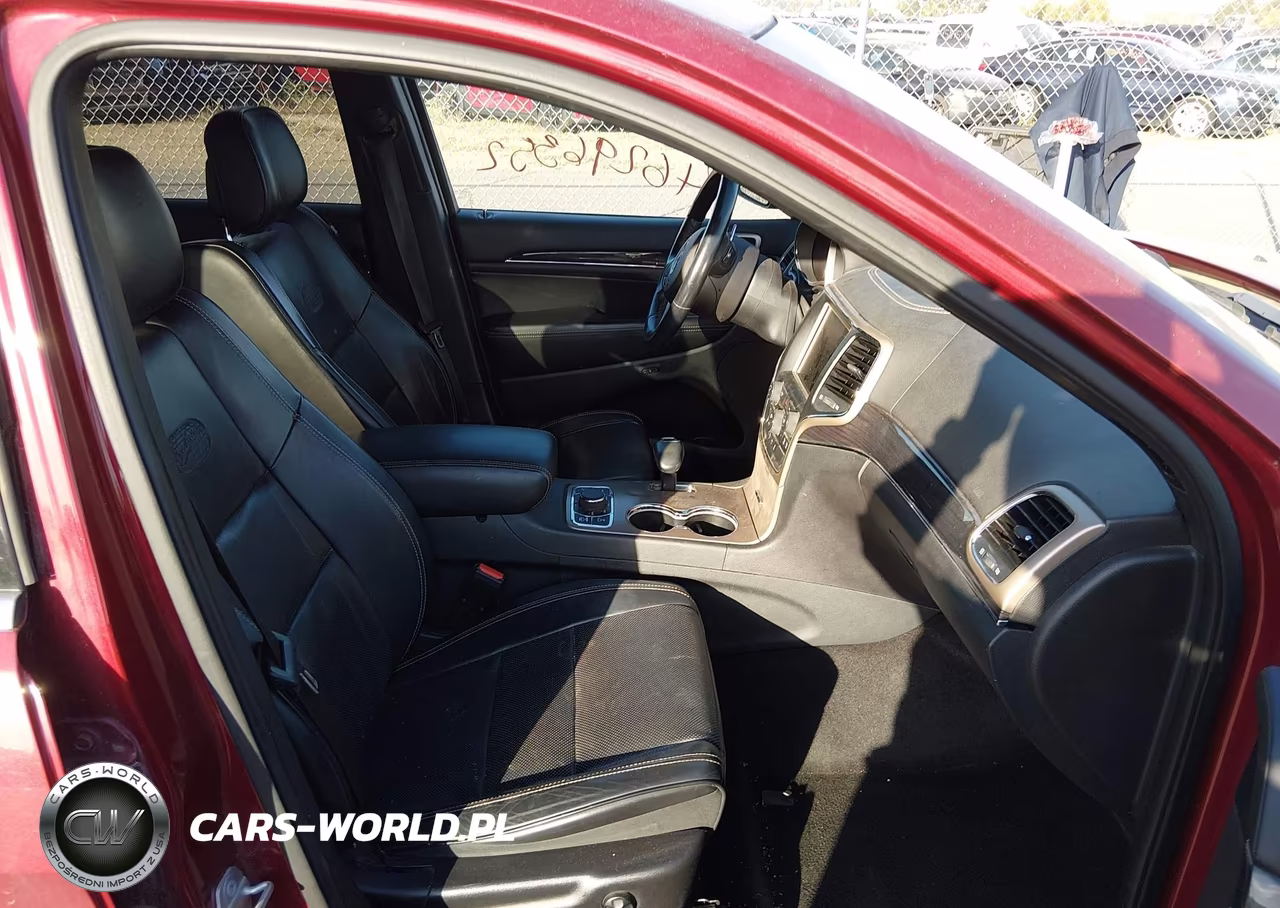 2015 Jeep Grand Cherokee Overland VIN:1C4RJFCG9FC142662 - 5