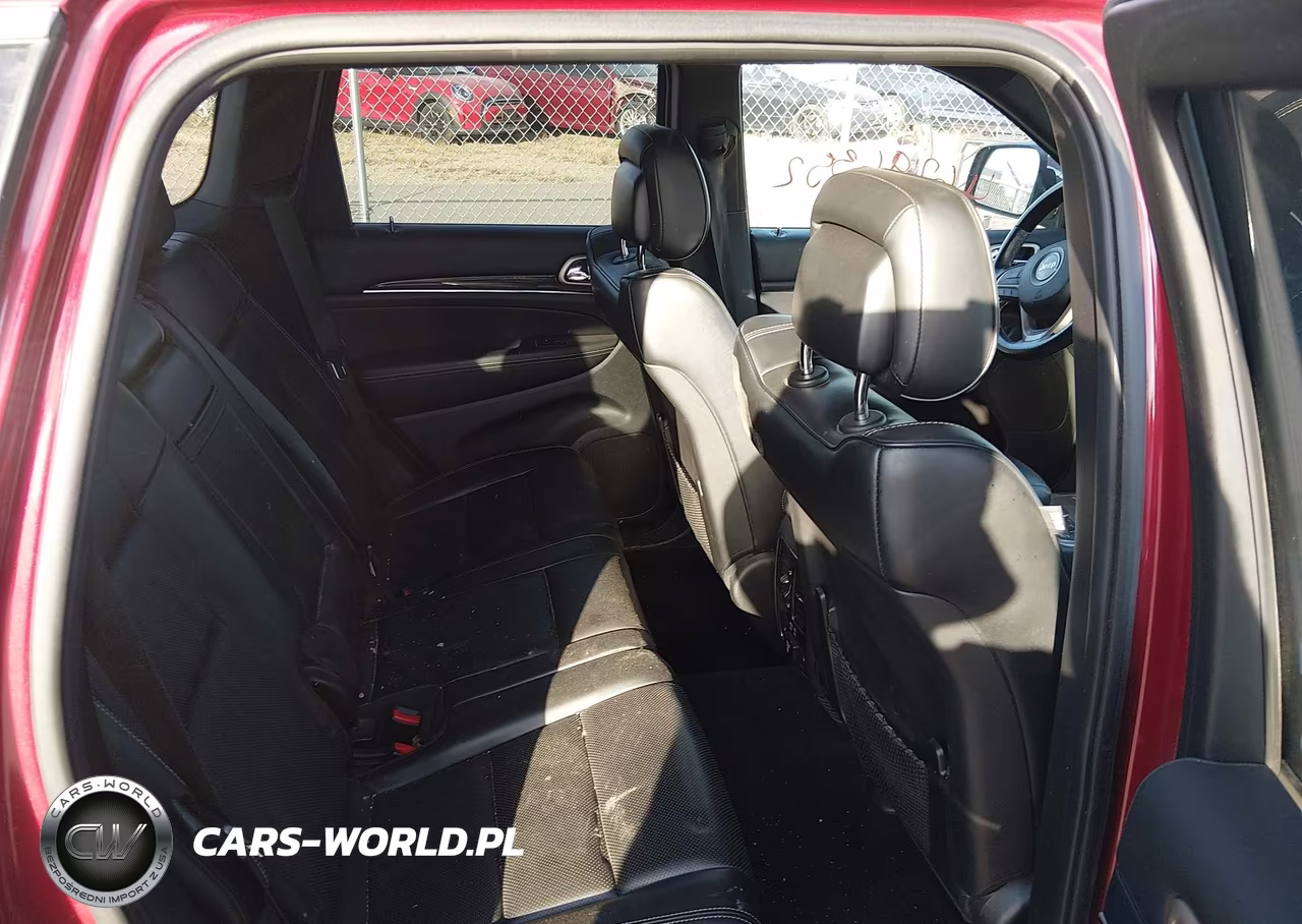 2015 Jeep Grand Cherokee Overland VIN:1C4RJFCG9FC142662 - 8