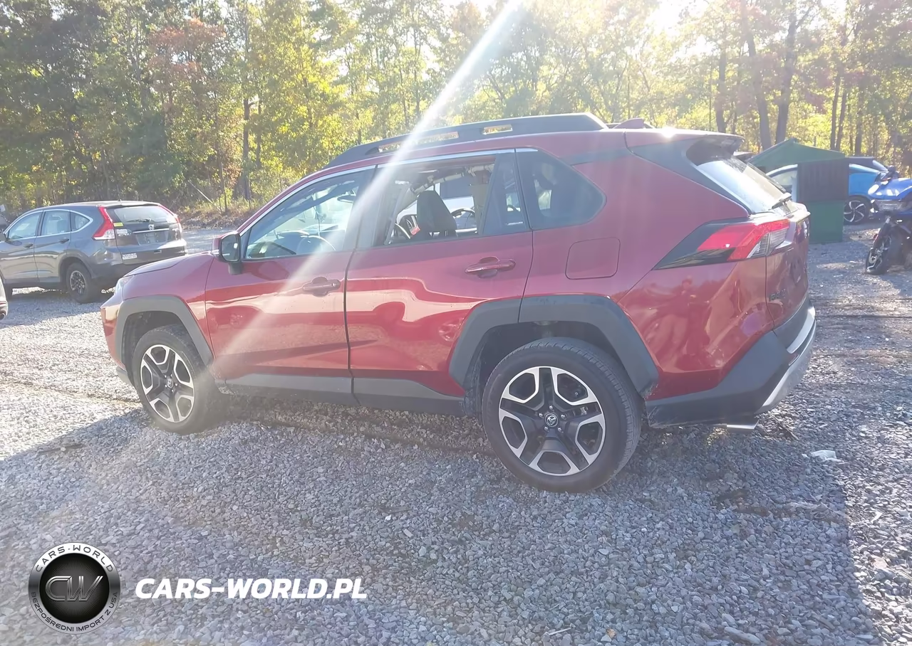 2019 Toyota Rav4 Adventure VIN:2T3J1RFV1KW022466 - 3
