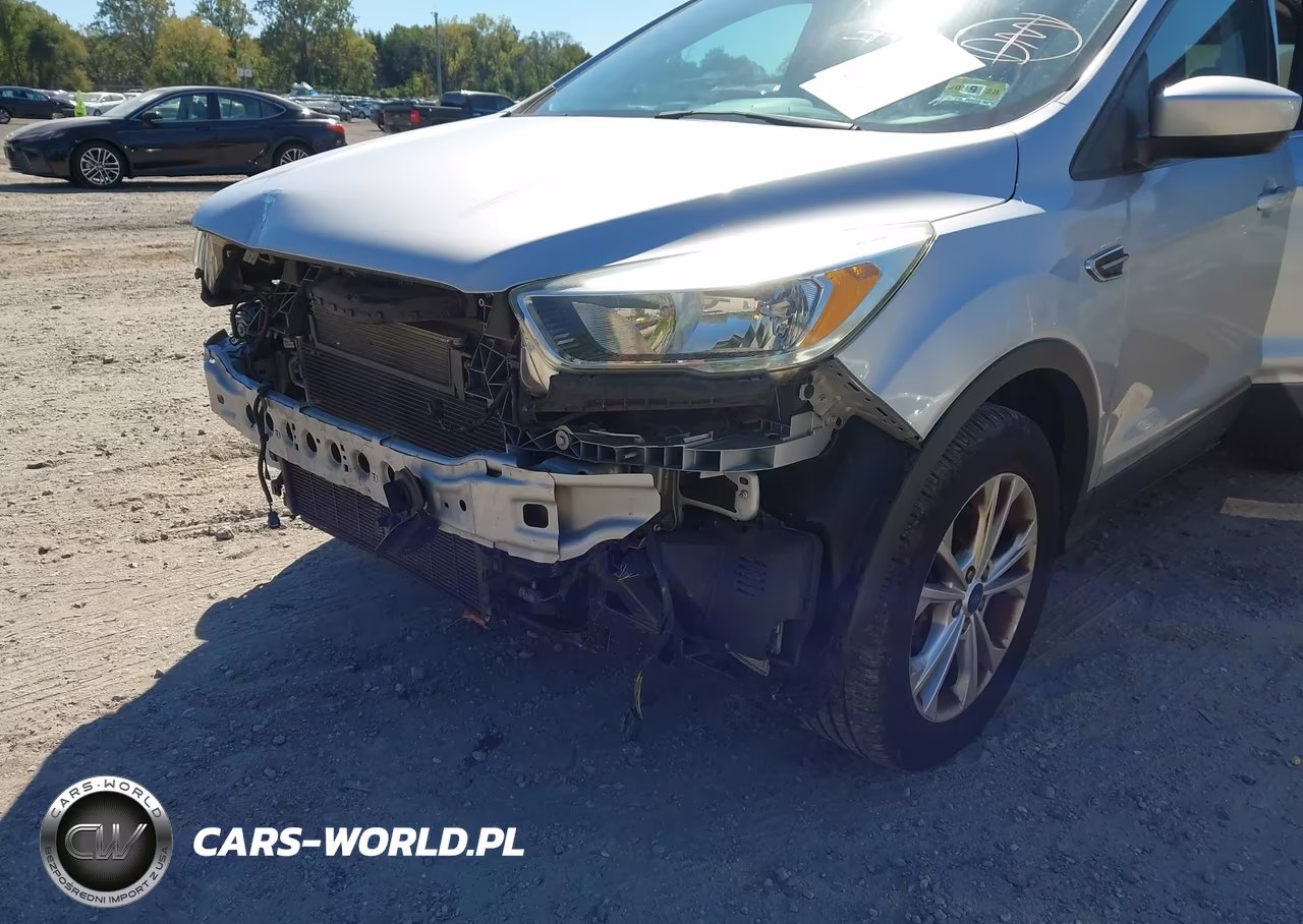 2017 Ford Escape Se VIN:1FMCU9GDXHUF00469 - 14