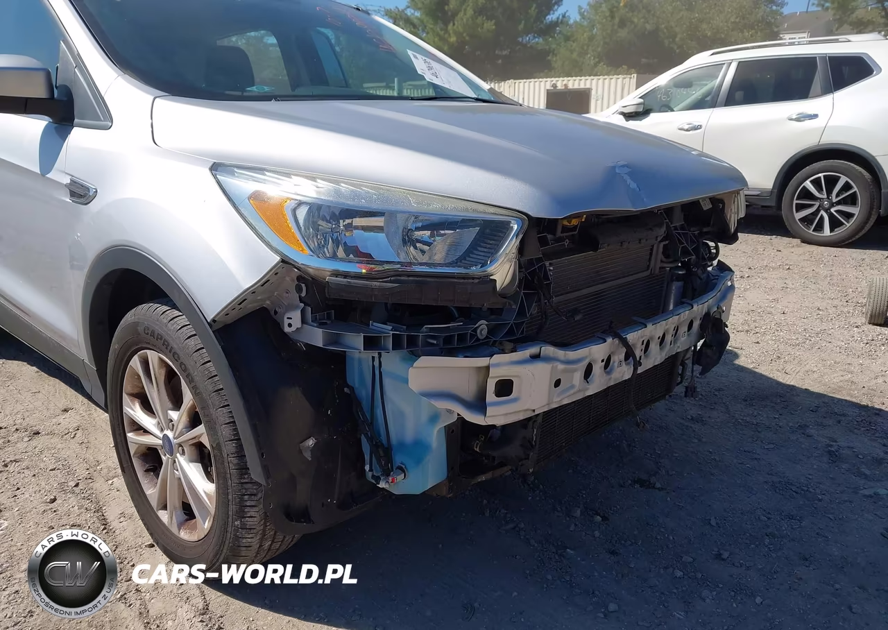 2017 Ford Escape Se VIN:1FMCU9GDXHUF00469 - 15