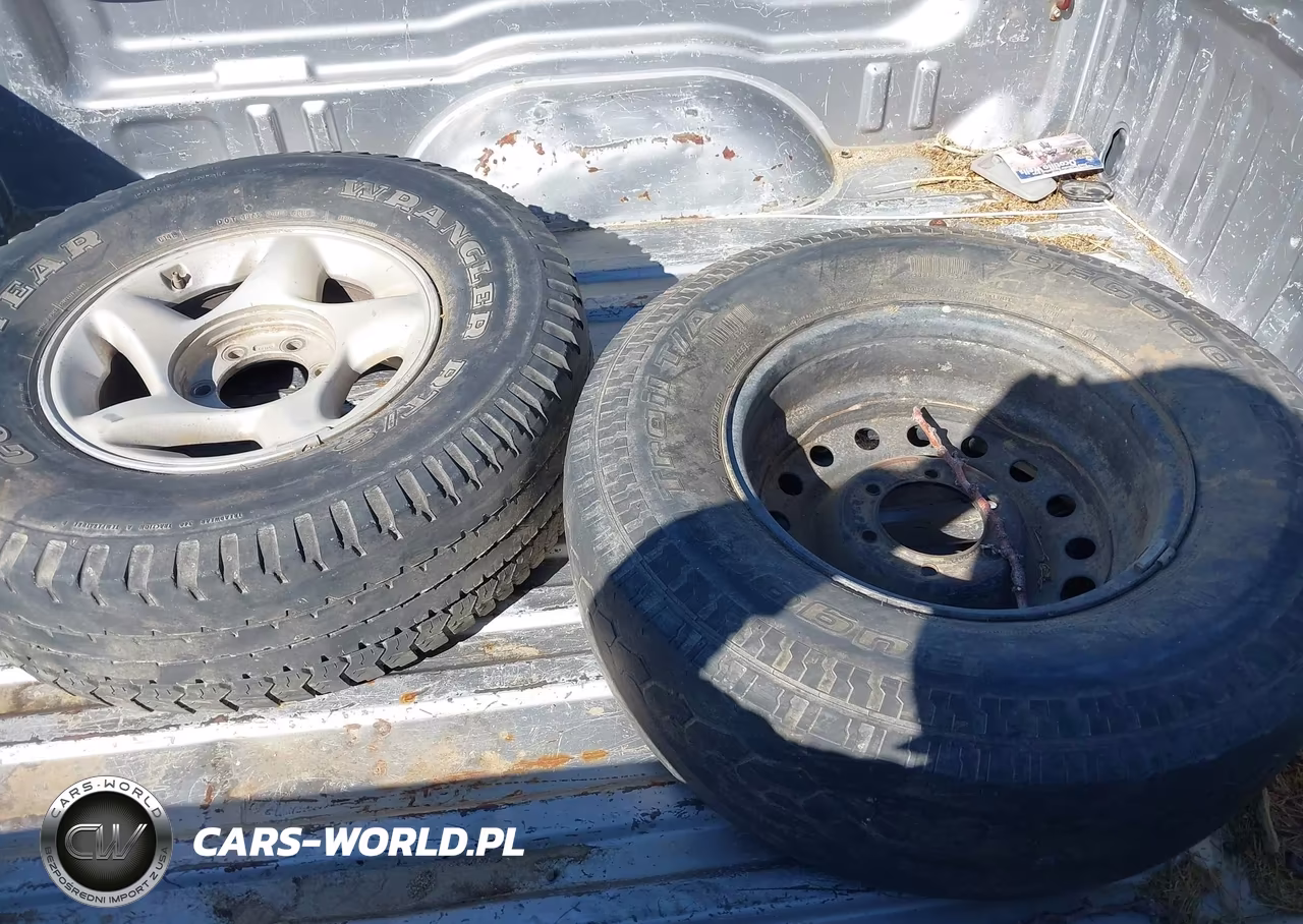 2001 Toyota Tundra Sr5 V8 VIN:5TBRT34141S208523 - 12