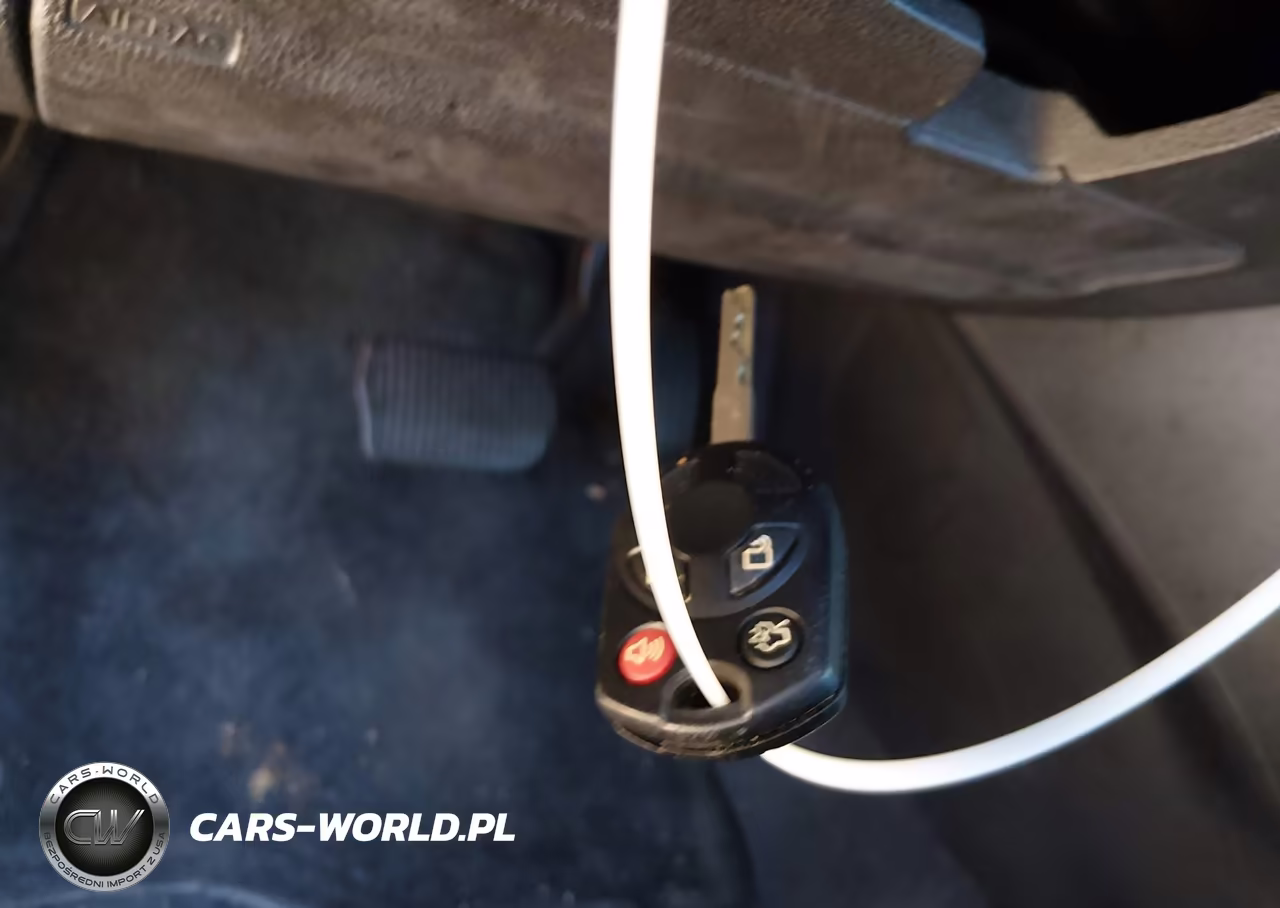 2018 Ford Focus Se VIN:1FADP3F27JL285244 - 11
