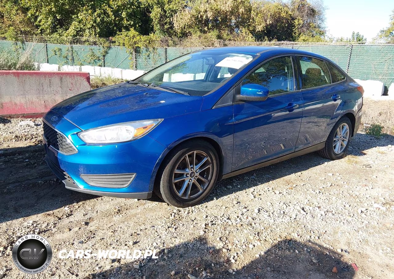 2018 Ford Focus Se VIN:1FADP3F27JL285244 - 2