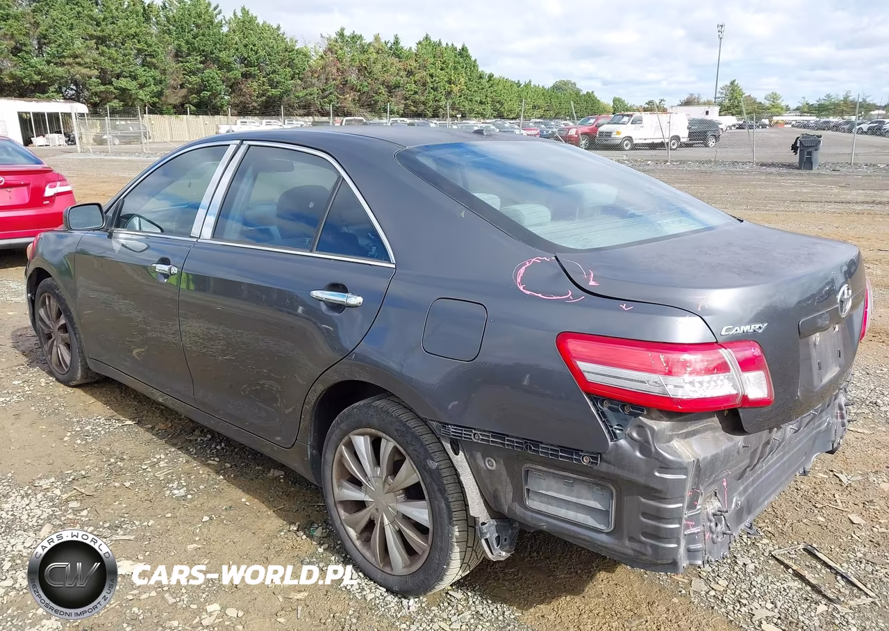 2010 Toyota Camry Le VIN:4T1BF3EK6AU035506 - 3
