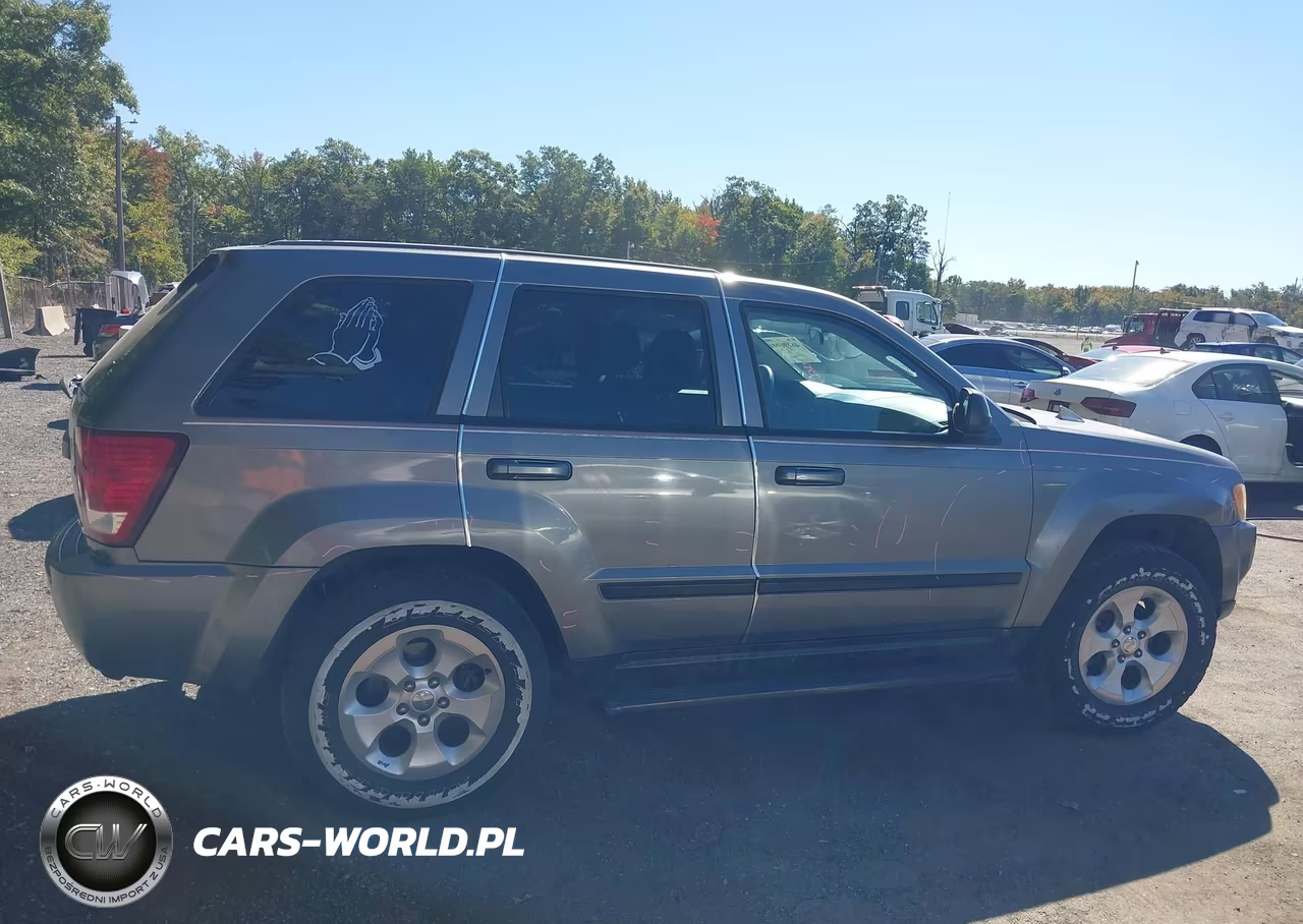 2007 Jeep Grand Cherokee Laredo VIN:1J8GR48K77C583508 - 13