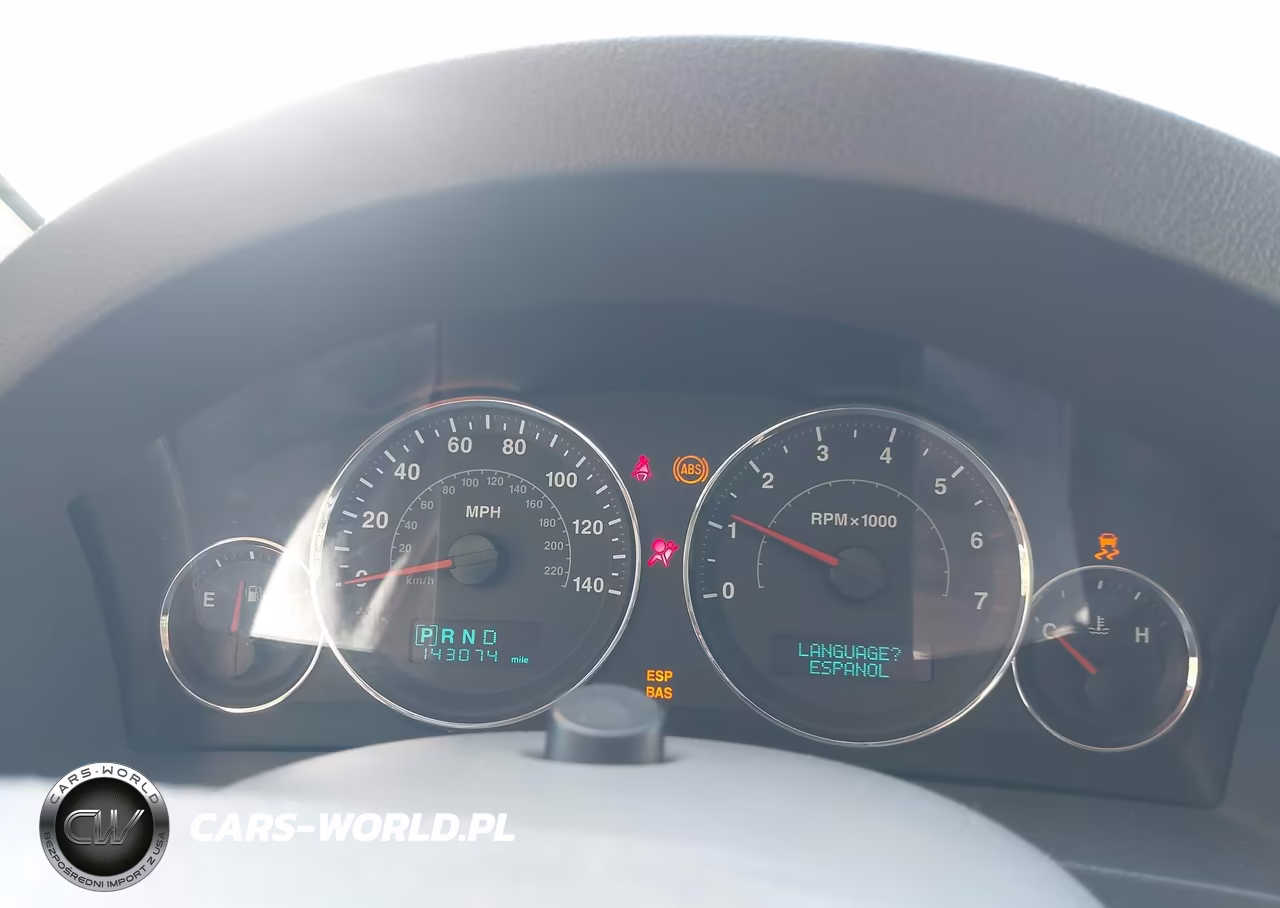 2007 Jeep Grand Cherokee Laredo VIN:1J8GR48K77C583508 - 7