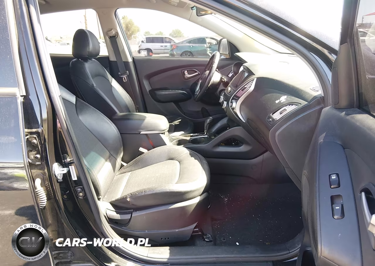 2012 Hyundai Tucson Gls VIN:KM8JU3AC0CU324433 - 5