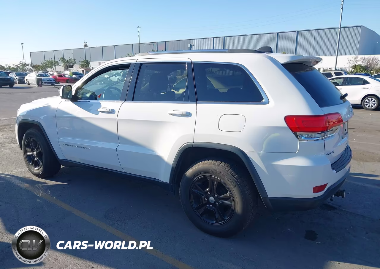 2014 Jeep Grand Cherokee Laredo VIN:1C4RJFAG8EC109394 - 3