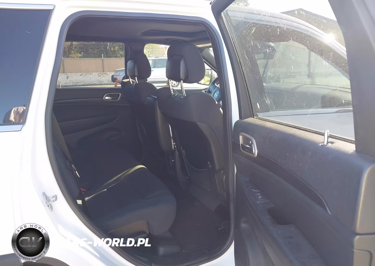 2014 Jeep Grand Cherokee Laredo VIN:1C4RJFAG8EC109394 - 8