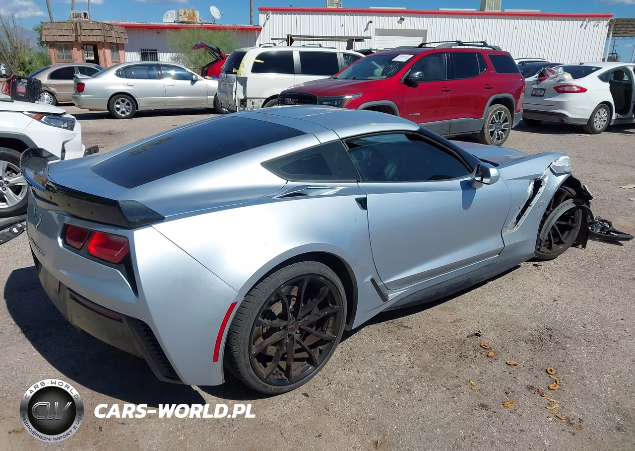 2017 Chevrolet Corvette Grand Sport VIN:1G1YY2D77H5116625 - 4