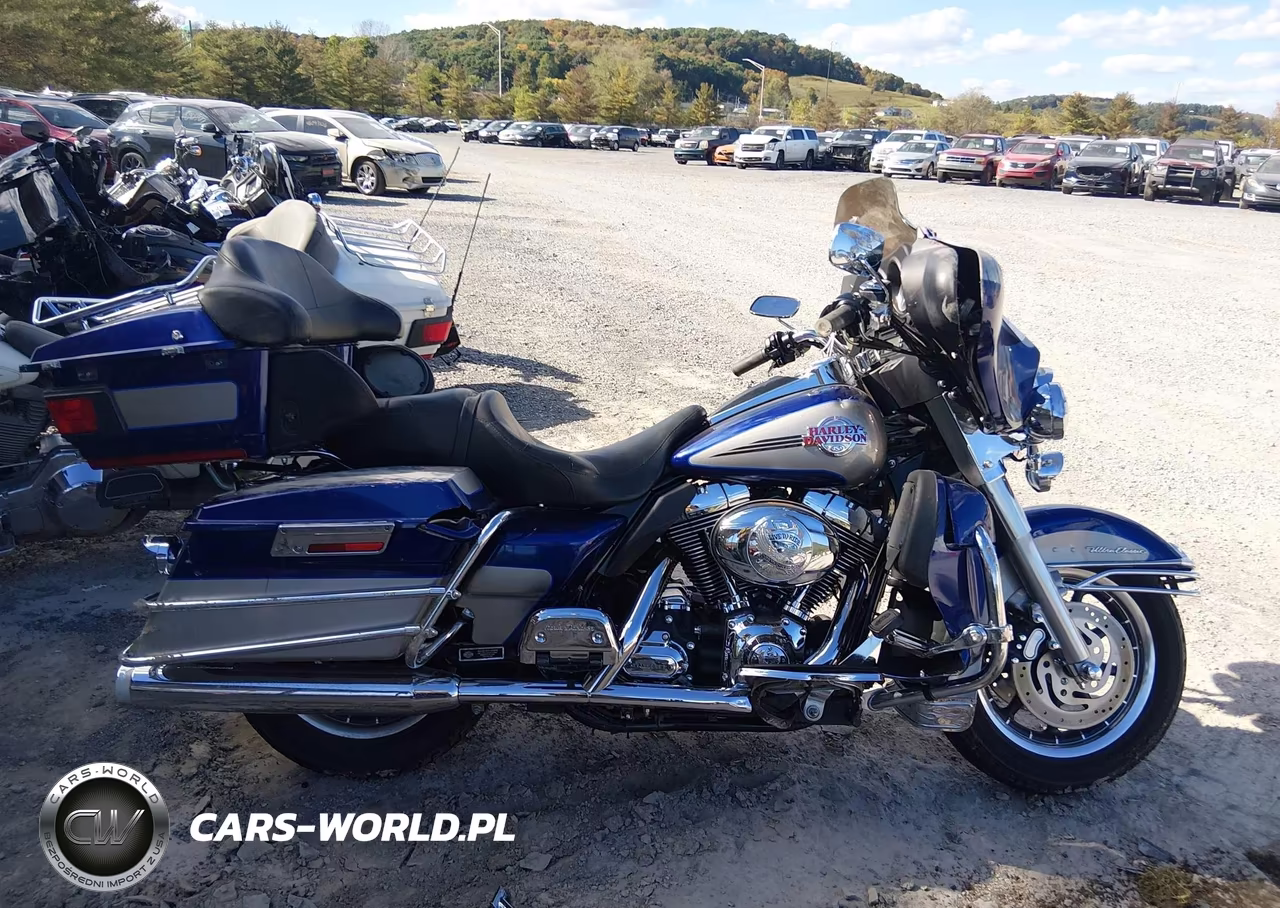 2007 Harley-Davidson Flhtcui VIN:1HD1FC4107Y632840 - 12