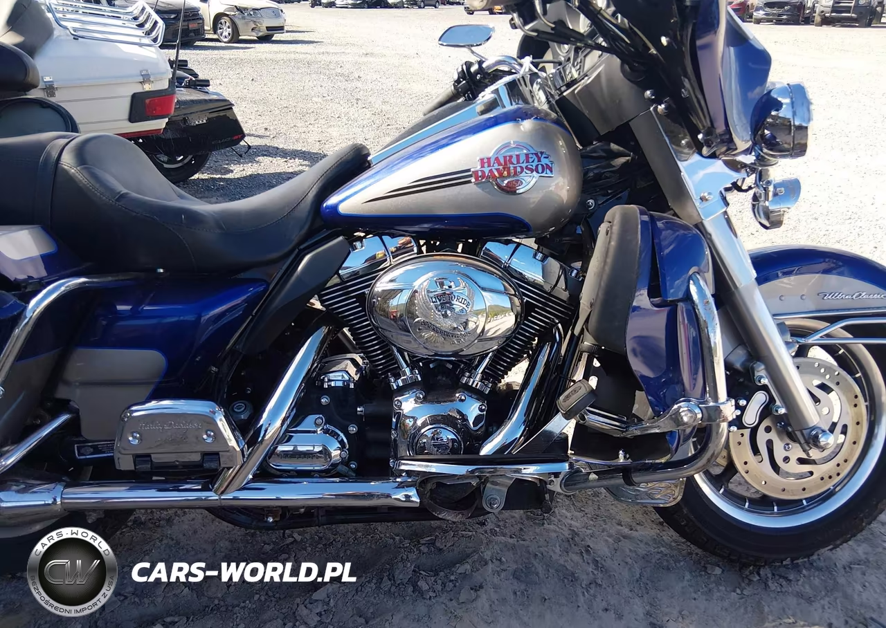 2007 Harley-Davidson Flhtcui VIN:1HD1FC4107Y632840 - 8