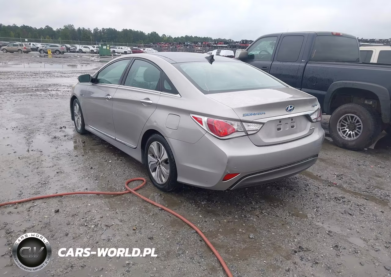 2013 Hyundai Sonata Hybrid Limited VIN:KMHEC4A42DA070732 - 3