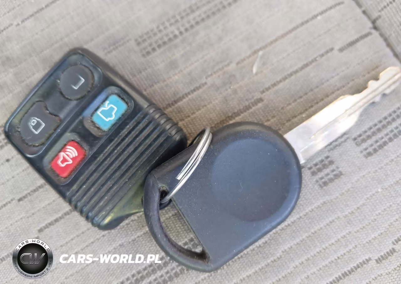 2009 Ford Focus Se VIN:1FAHP35N39W195869 - 11