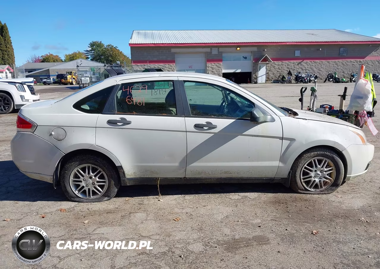 2009 Ford Focus Se VIN:1FAHP35N39W195869 - 14