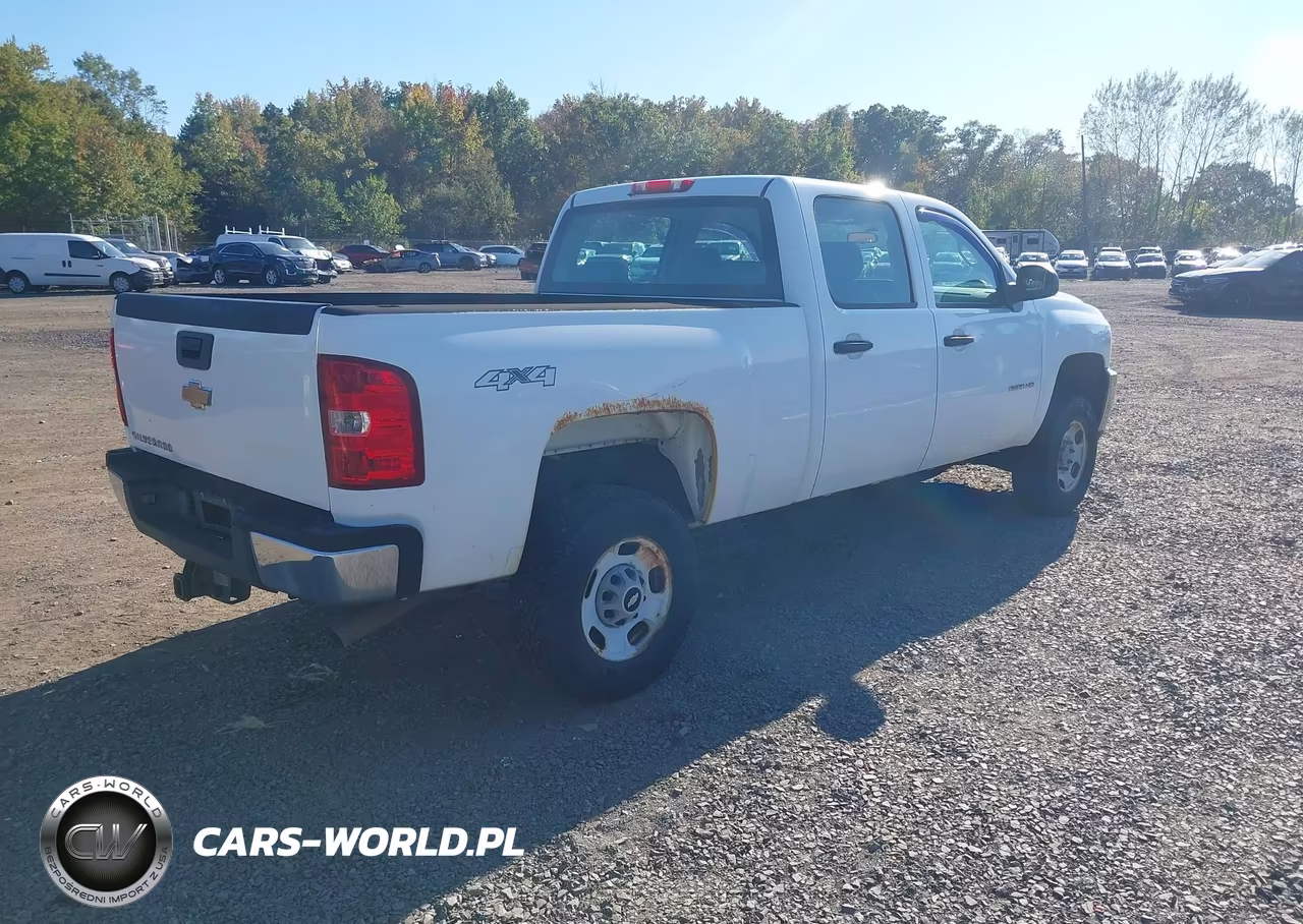 2011 Chevrolet Silverado 2500Hd Work Truck VIN:1GC1KVCG5BF116072 - 4
