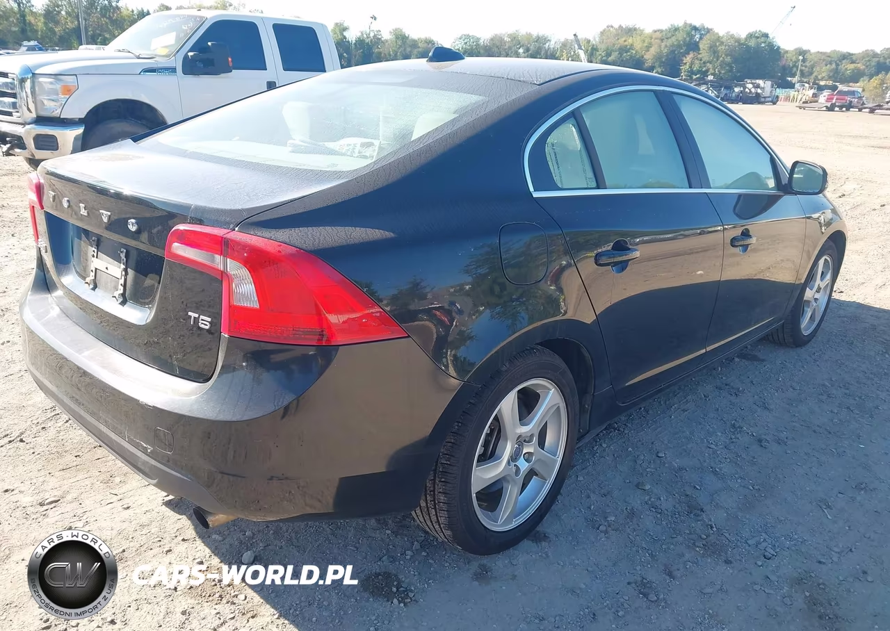 2012 Volvo S60 T5 VIN:YV1622FS7C2057520 - 4