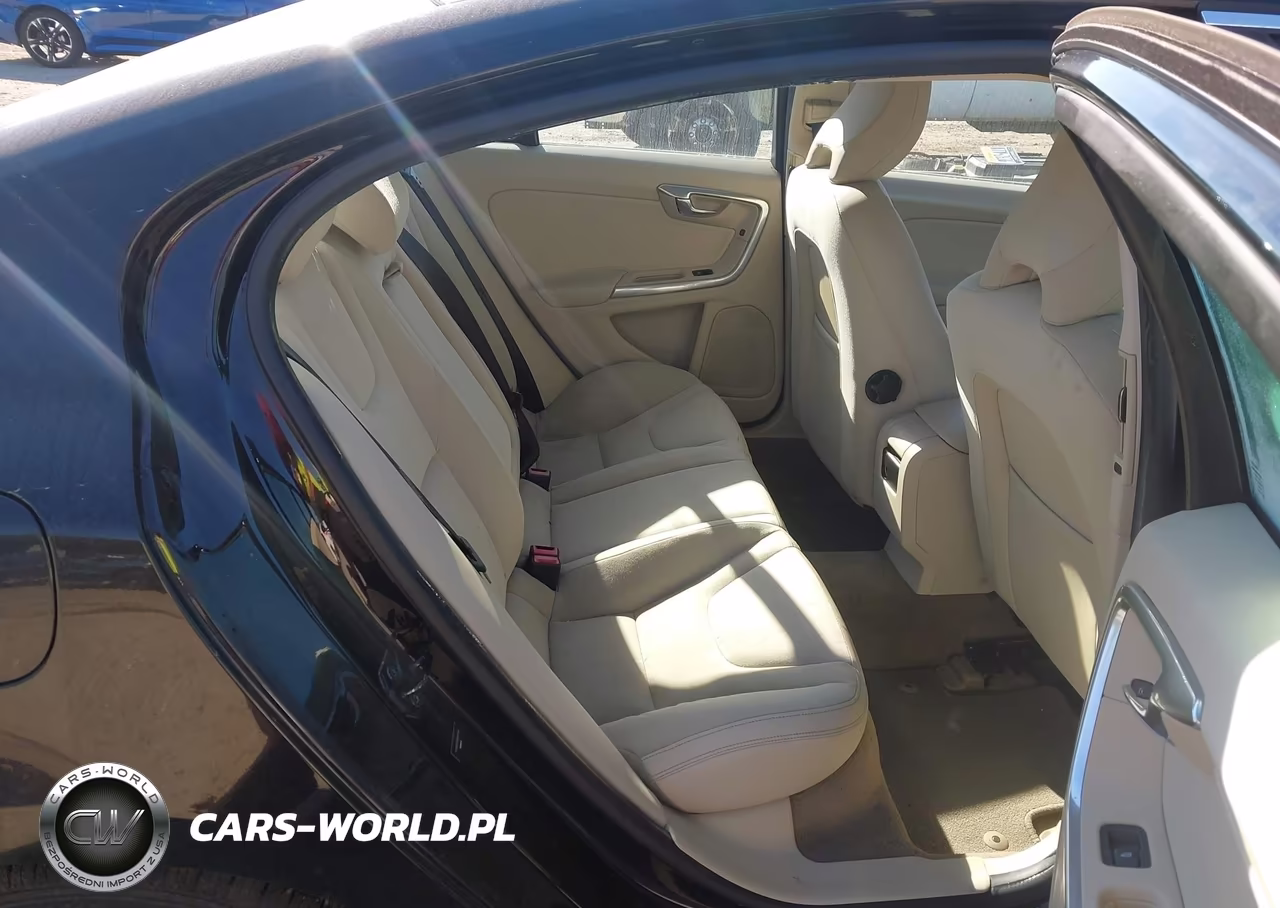 2012 Volvo S60 T5 VIN:YV1622FS7C2057520 - 8