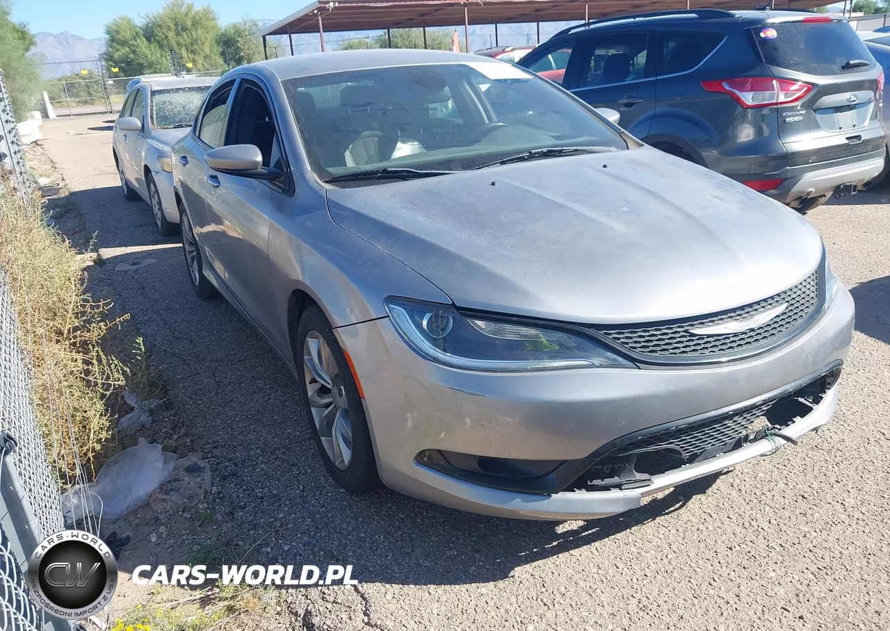 2015 Chrysler 200 S