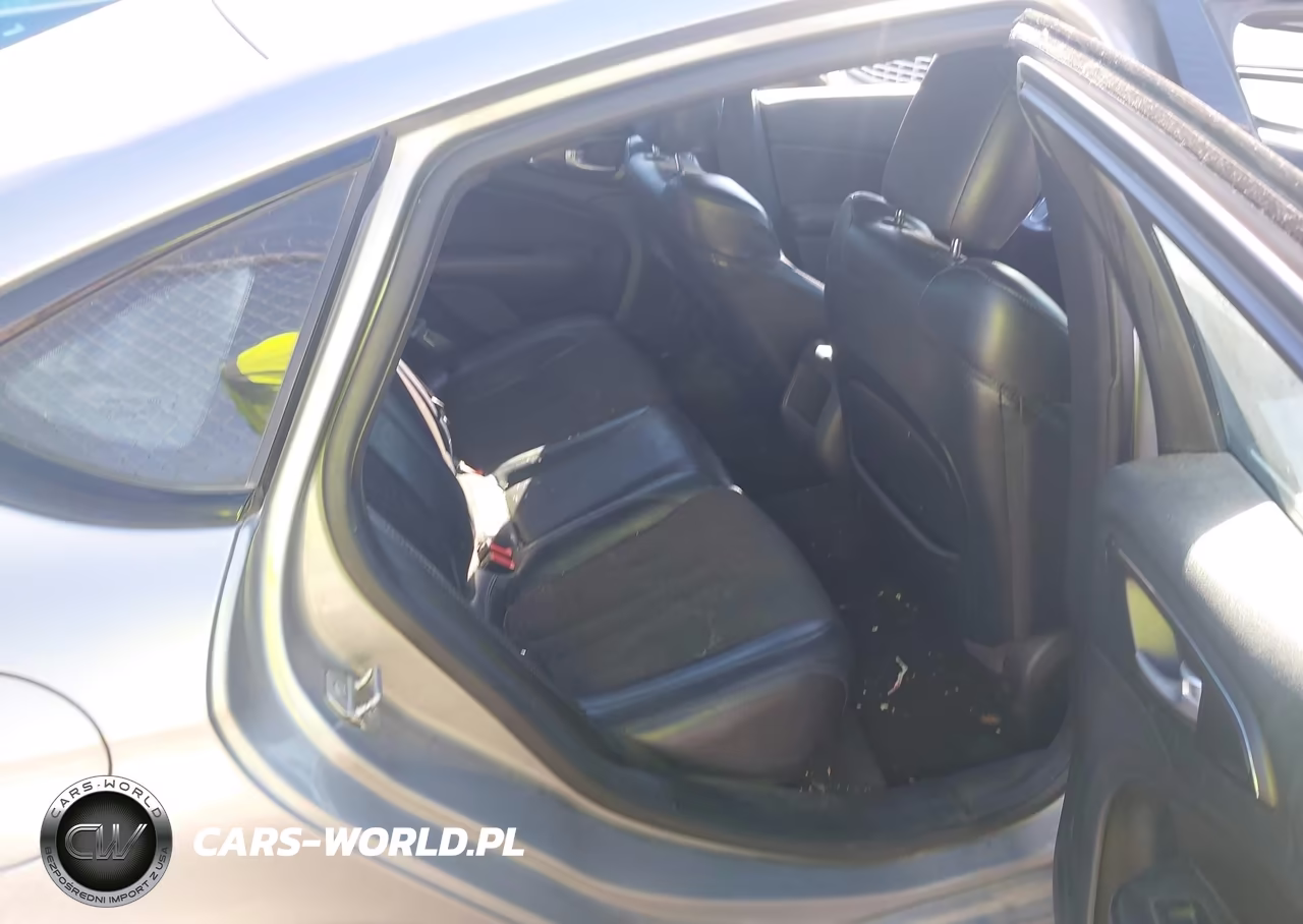 2015 Chrysler 200 S VIN:1C3CCCBB0FN725764 - 8