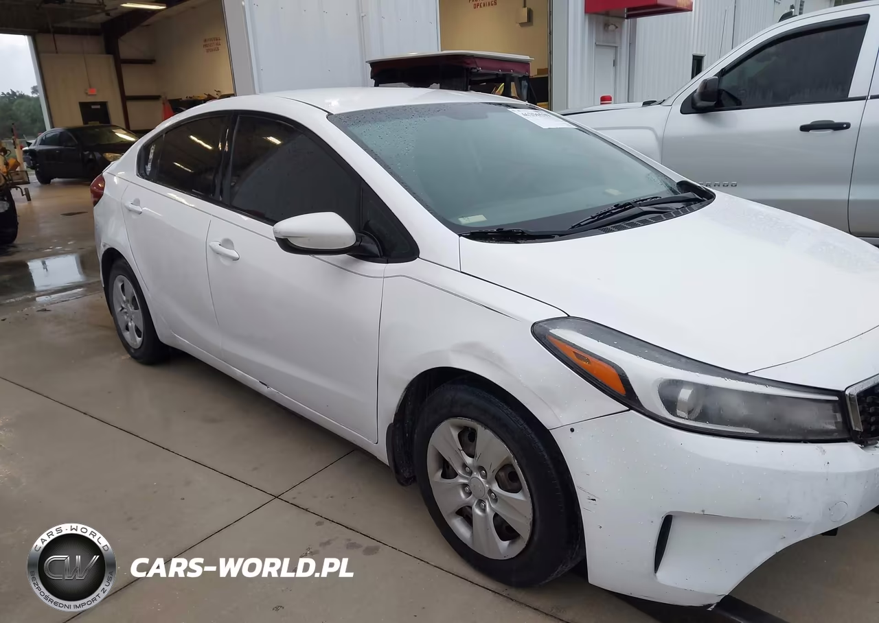 2017 Kia Forte Lx VIN:3KPFL4A79HE018469 - 6