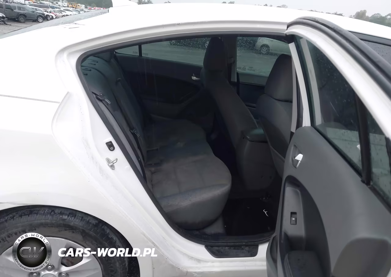 2017 Kia Forte Lx VIN:3KPFL4A79HE018469 - 8
