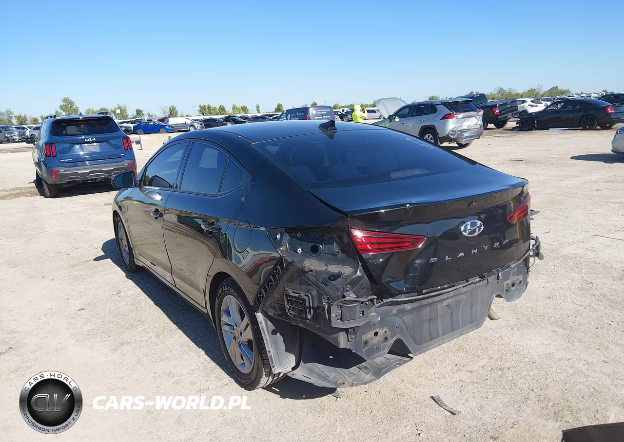 2019 Hyundai Elantra Sel VIN:5NPD84LF2KH493770 - 3