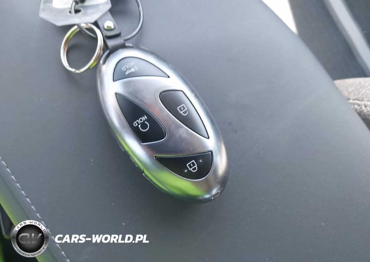 2026 Hyundai Sonata Hybrid Blue VIN:KMHL24JJ2TA173647 - 11