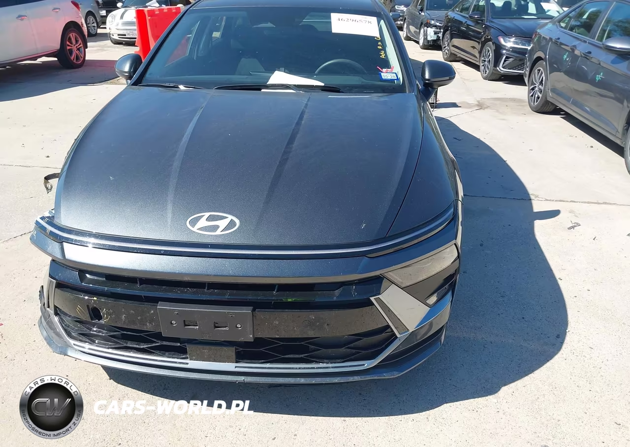 2026 Hyundai Sonata Hybrid Blue VIN:KMHL24JJ2TA173647 - 12