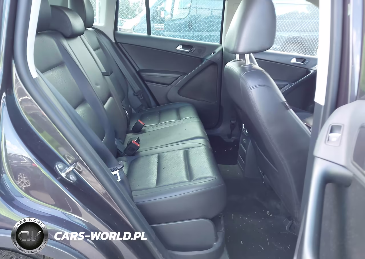 2016 Volkswagen Tiguan Se VIN:WVGBV7AX7GW589081 - 8