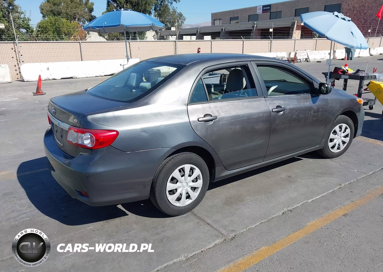 2011 Toyota Corolla Le VIN:2T1BU4EE5BC707273 - 4