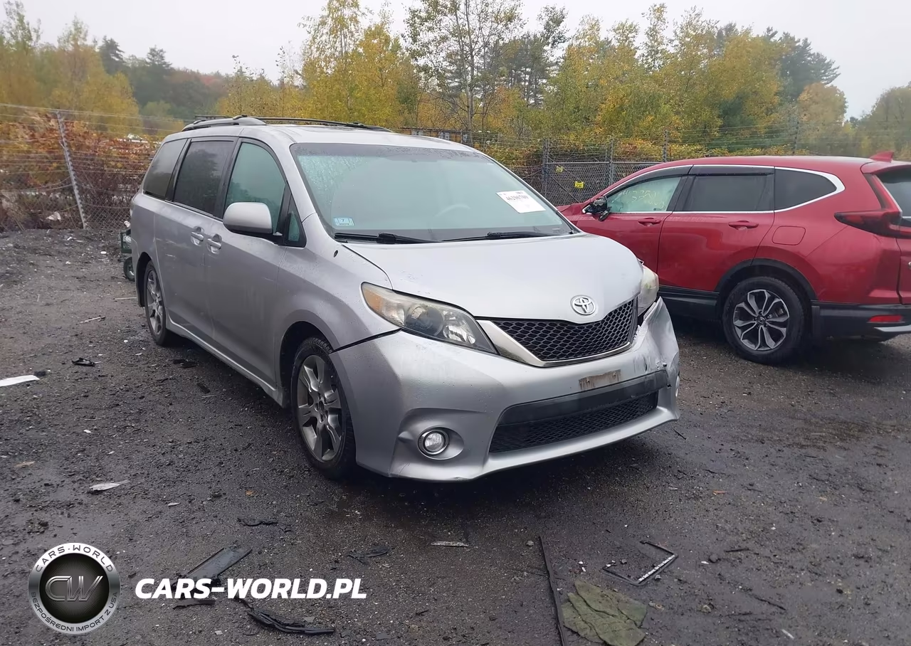 2011 Toyota Sienna Se